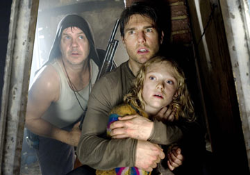 Tim Robbins, Tom Cruise, Dakota Fanning