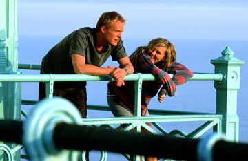 Kirsten Dunst and Paul Bettany